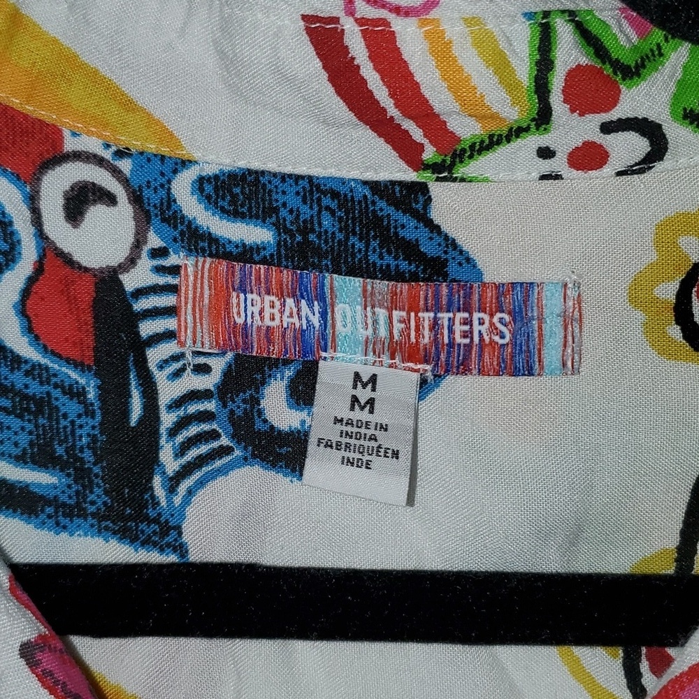 Urban Outfitters Men's Doodle Short Sleeve Shirt Size Medium - Picture 3 of 10